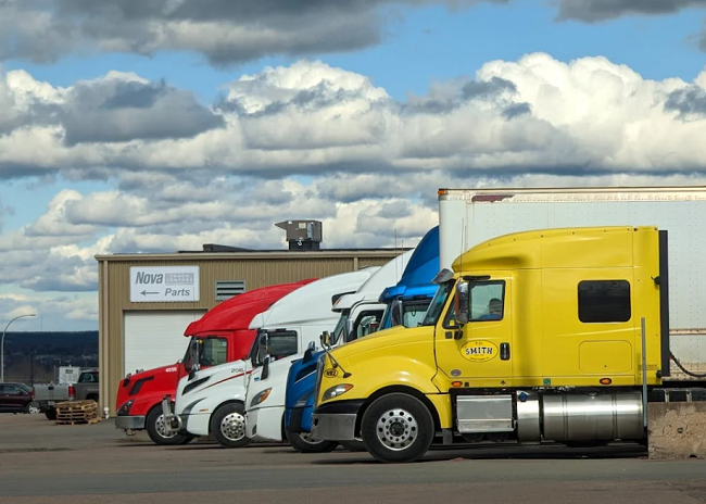 时效优先还是成本至上？美国卡派服务选择逻辑