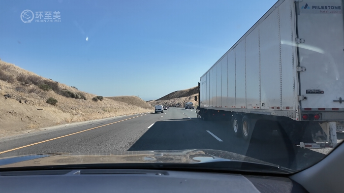 应对旺季波动：美国卡派旺季附加费规避策略